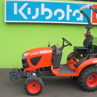 Kubota BX 231 DV avec option distributeur monolevier de série – arceau arrière – avec roue industrielle